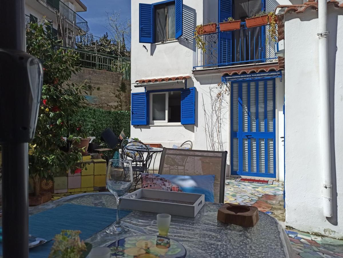 Casa Vacanze Smeralda Amalfi Coast Vietri Exterior foto
