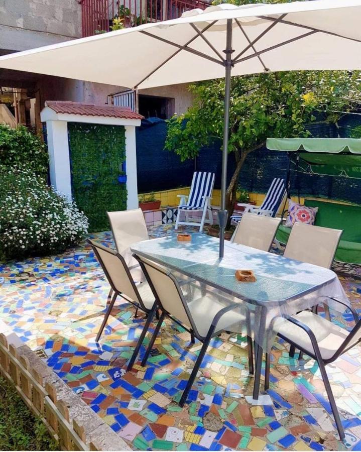 Casa Vacanze Smeralda Amalfi Coast Vietri Exterior foto
