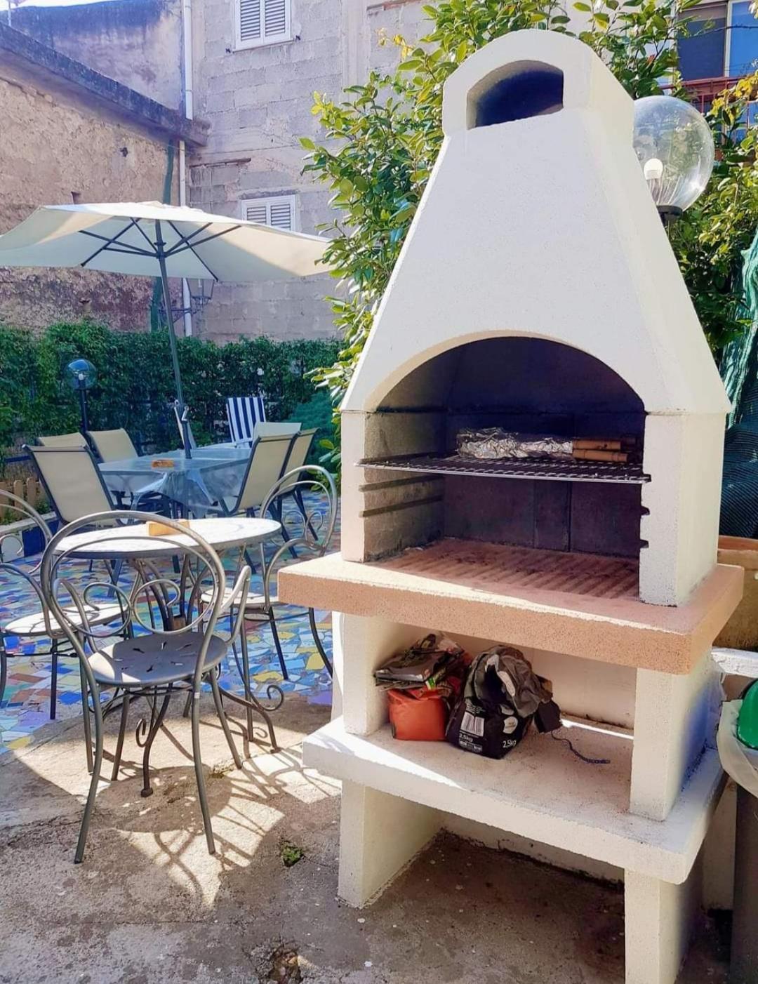 Casa Vacanze Smeralda Amalfi Coast Vietri Exterior foto