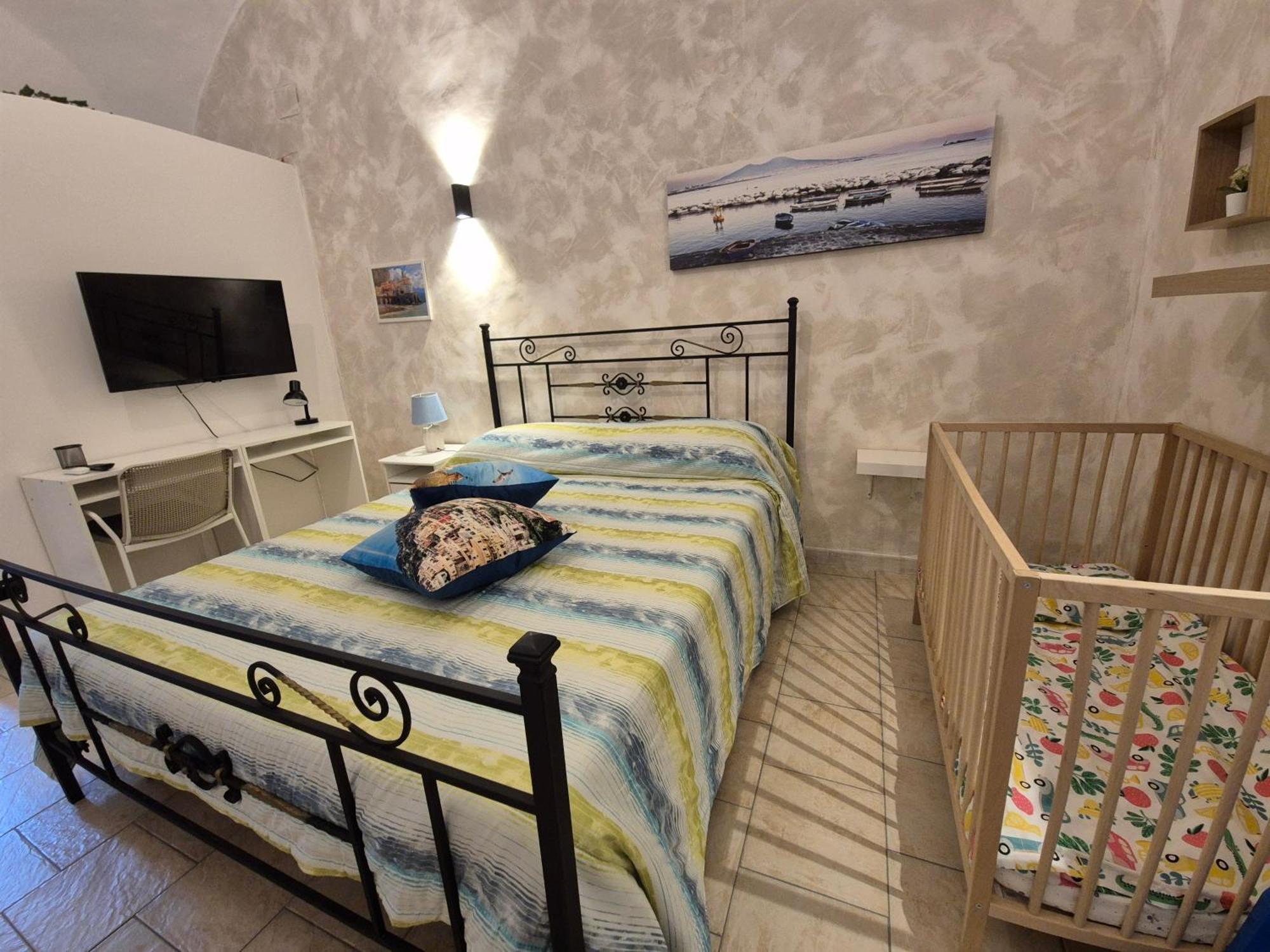 Casa Vacanze Smeralda Amalfi Coast Vietri Exterior foto